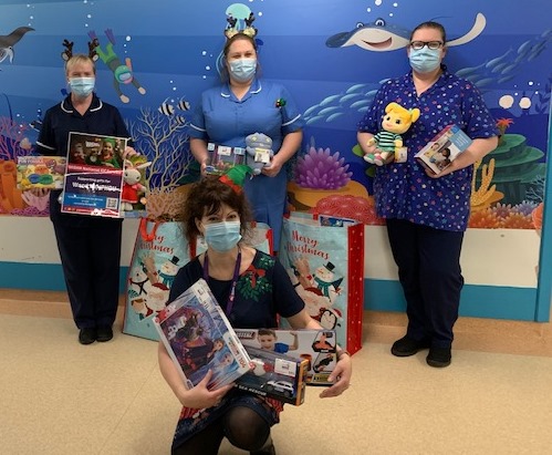 Nurses receive presents from WISHH Charity